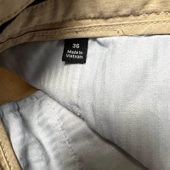 Greg Norman Chino Shorts Men’s 36 Tasso Khaki Golf Shorts Classic Fit Stretch - Picture 4 of 5